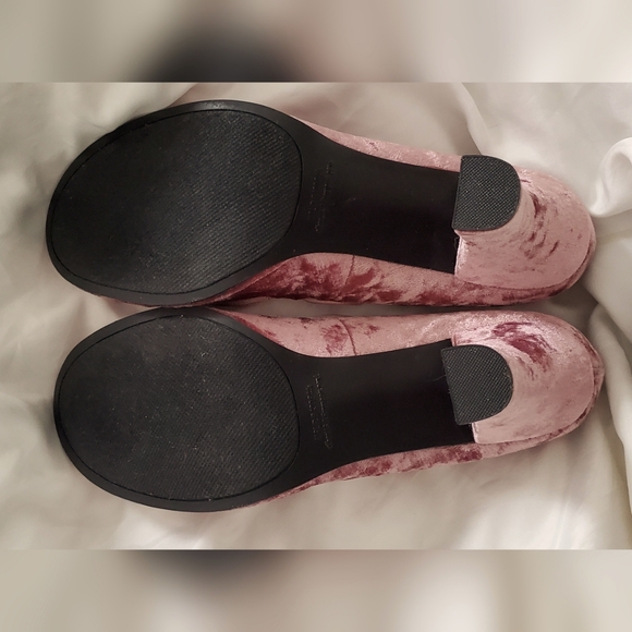 9 RAMPAGE Velvet Blush Pink Party Pumps - Picture 11 of 12